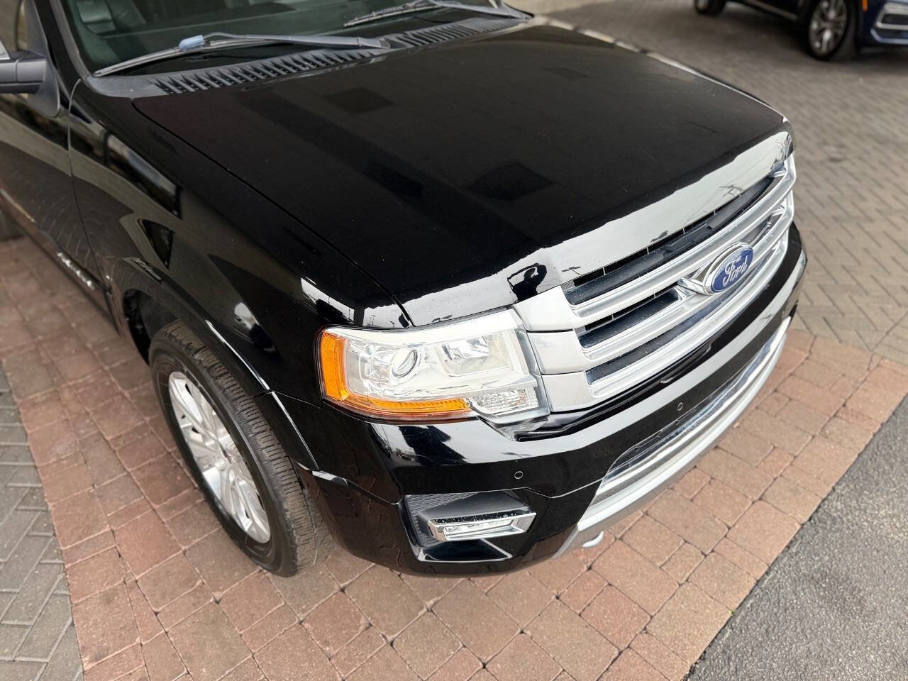 Used 2016 Ford Expedition Platinum image 21