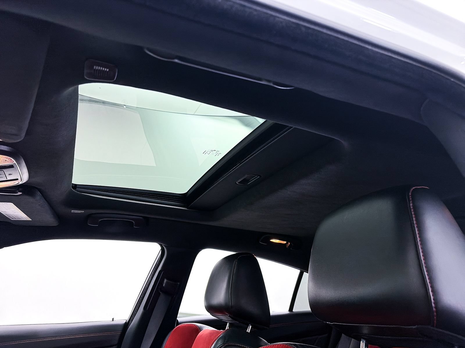 Used 2023 Dodge Charger Scat Pack RWD image 4