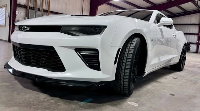 Used 2017 Chevrolet Camaro SS RWD image 6