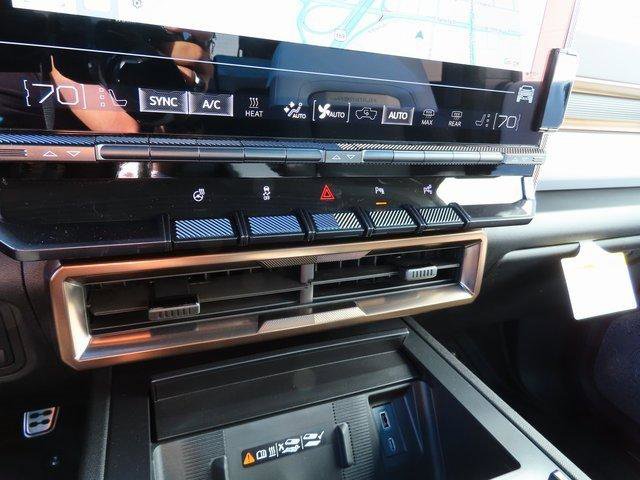 New 2025 GMC Hummer EV 3X w/ LPO, Sport Package image 18