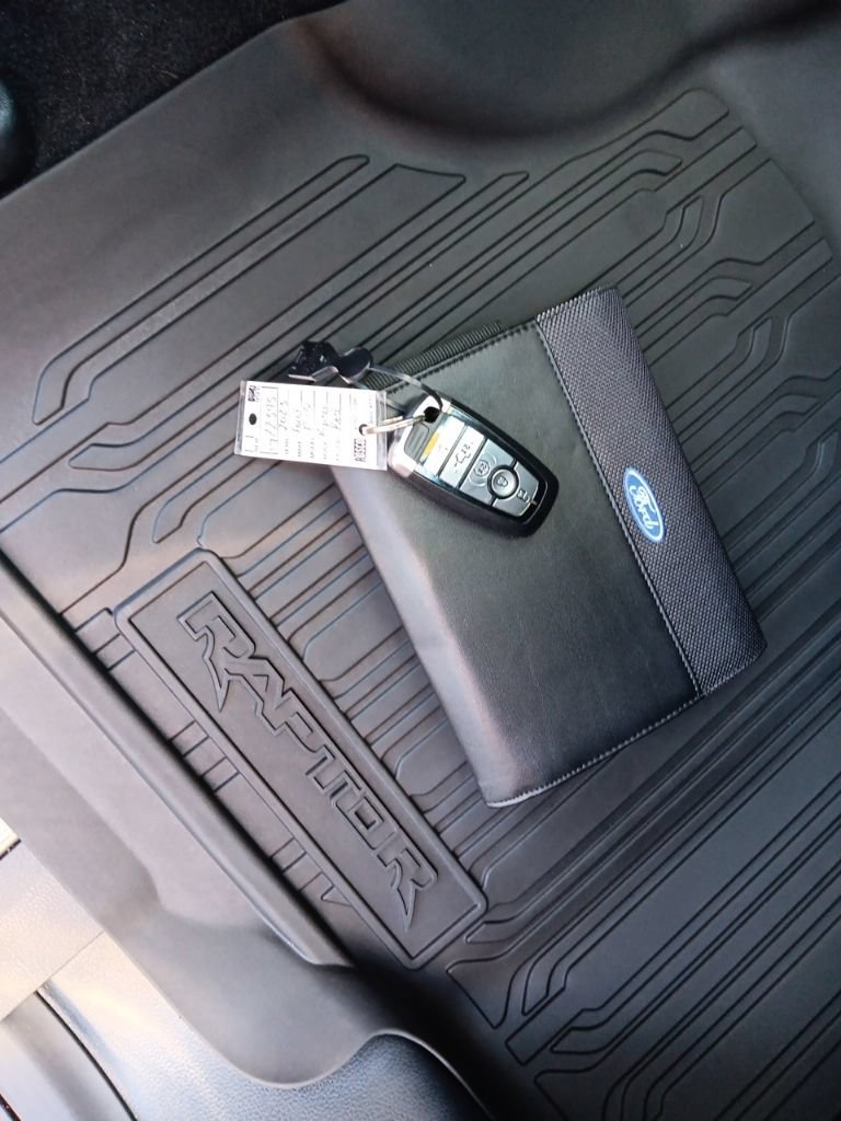 Used 2023 Ford F150 Raptor AWD/4WD image 44