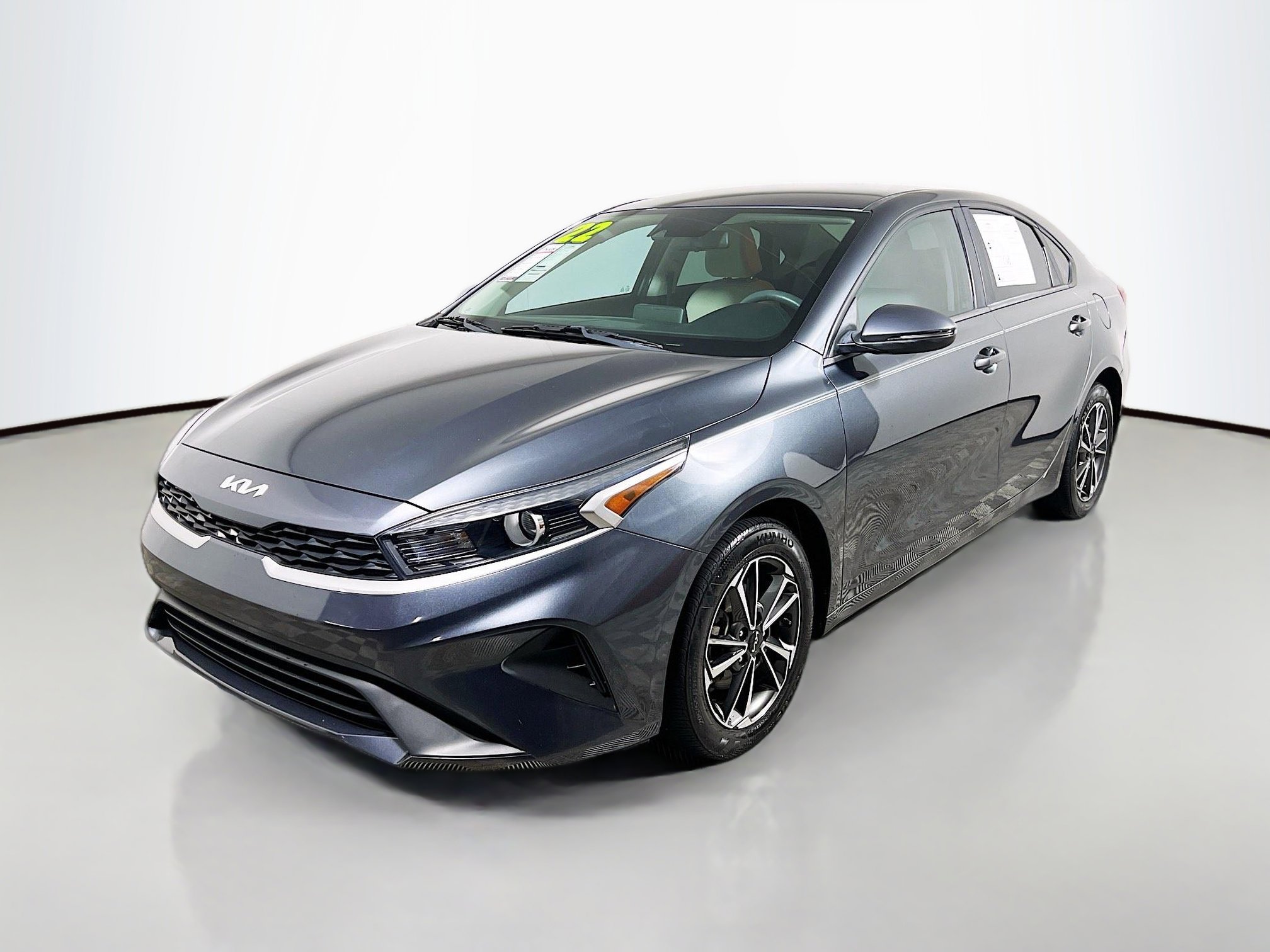 Used 2022 Kia Forte LXS w/ LXS Technology Package image 10