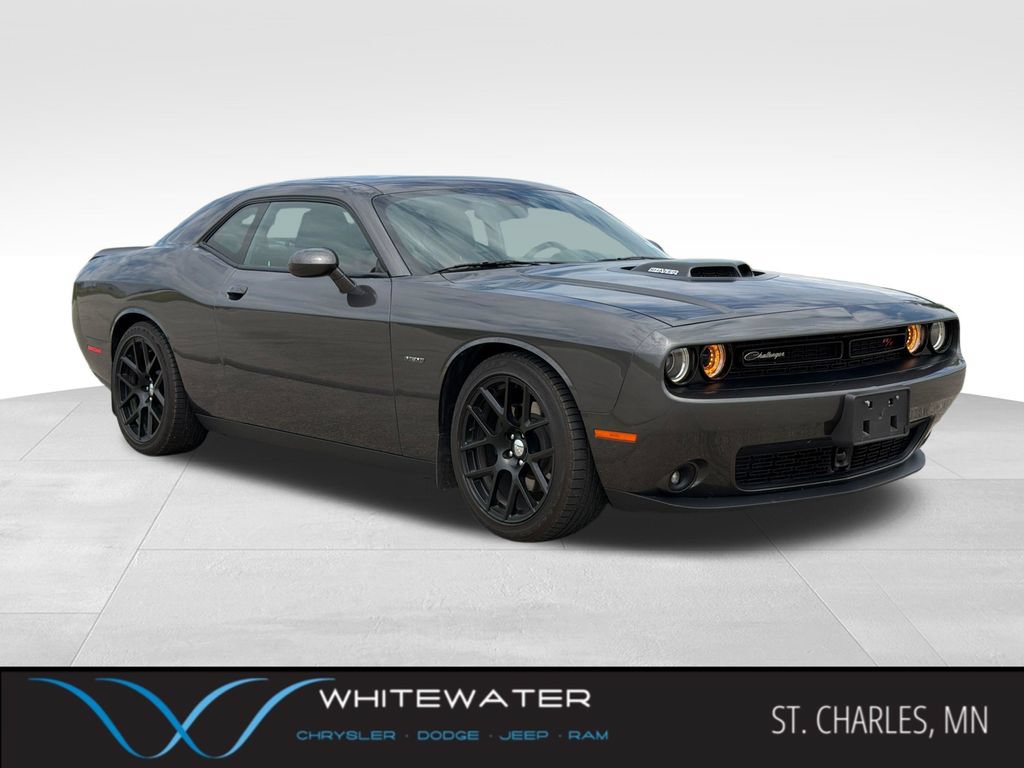 Used 2015 Dodge Challenger R/T Plus RWD image 1