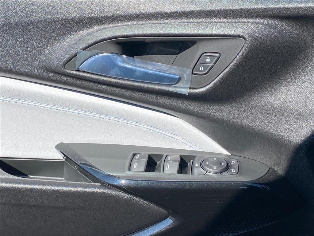 New 2026 Chevrolet Trax LT w/ Driver Confidence Package FWD image 16