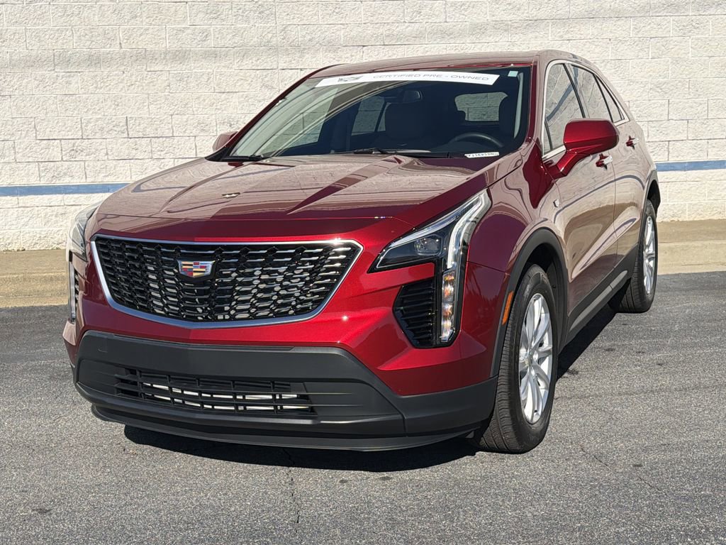 Certified 2023 Cadillac XT4 Luxury image 3