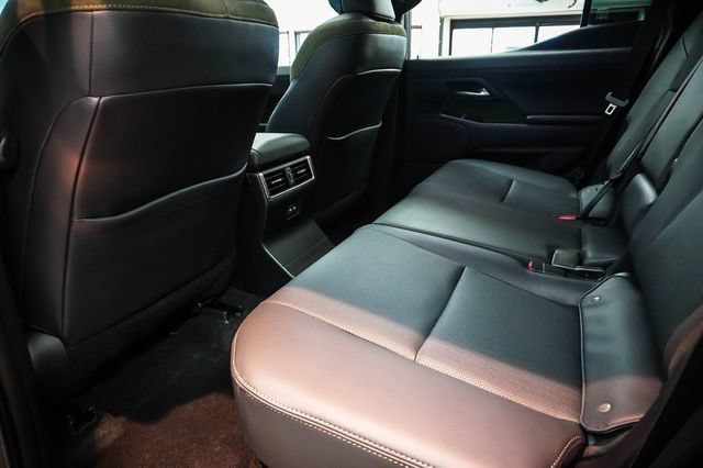 Used 2025 Lexus GX 550 AWD/4WD image 19