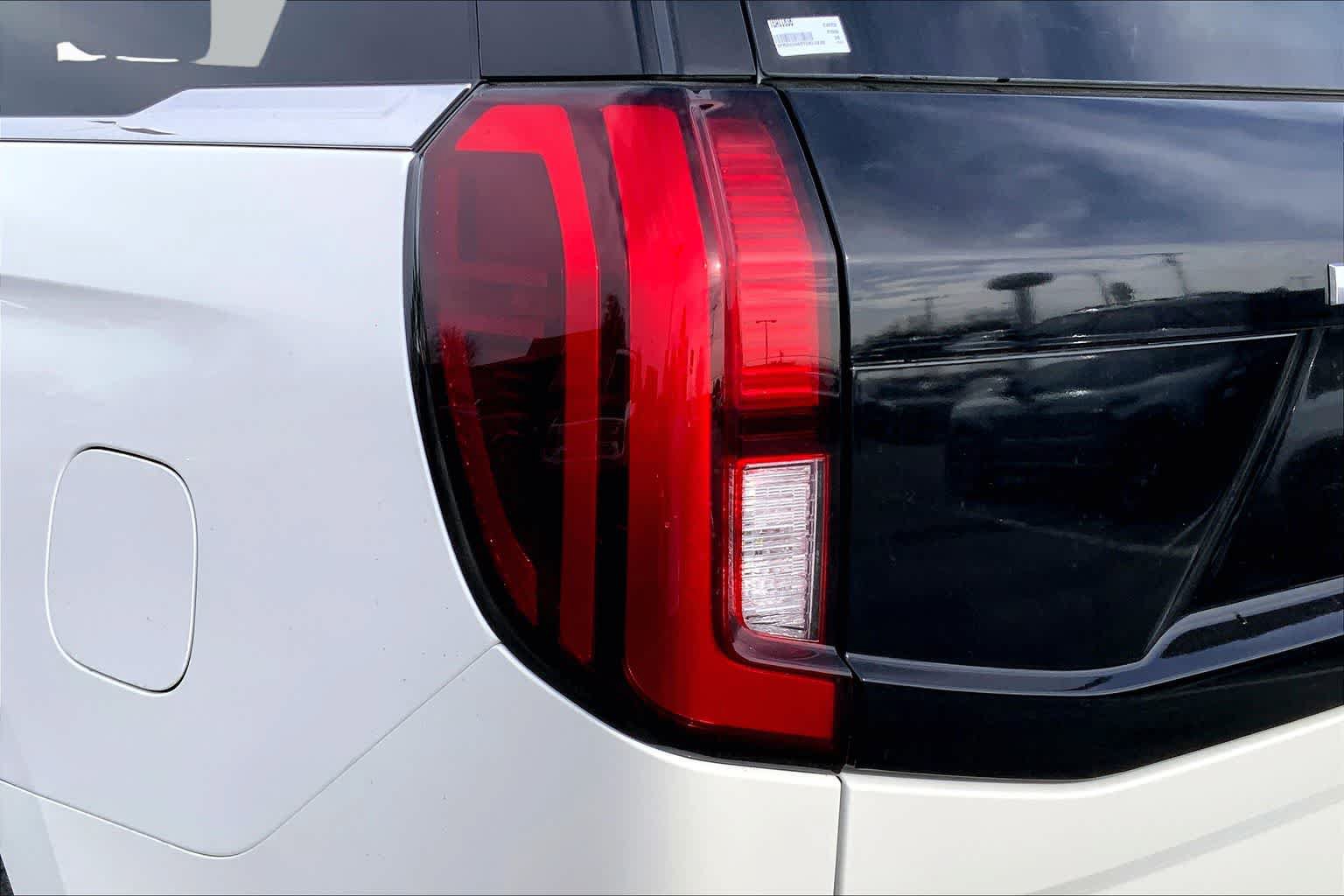 Used 2026 Ford Expedition Active RWD image 11