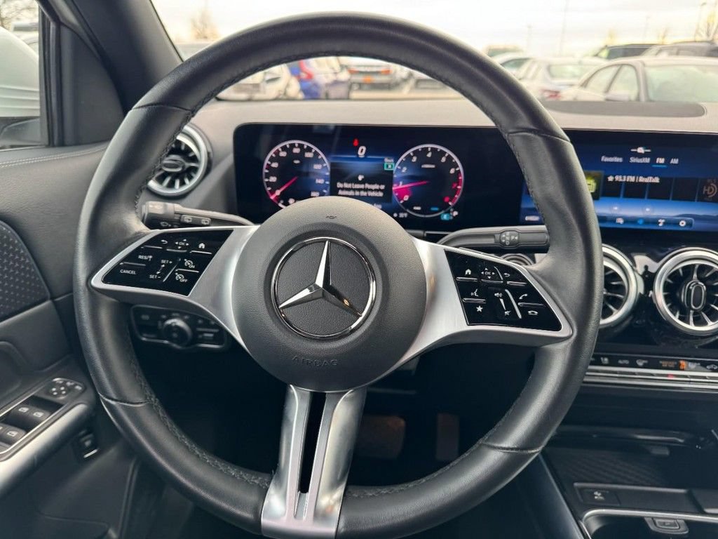 Used 2025 Mercedes-Benz GLA 250 4MATIC image 12