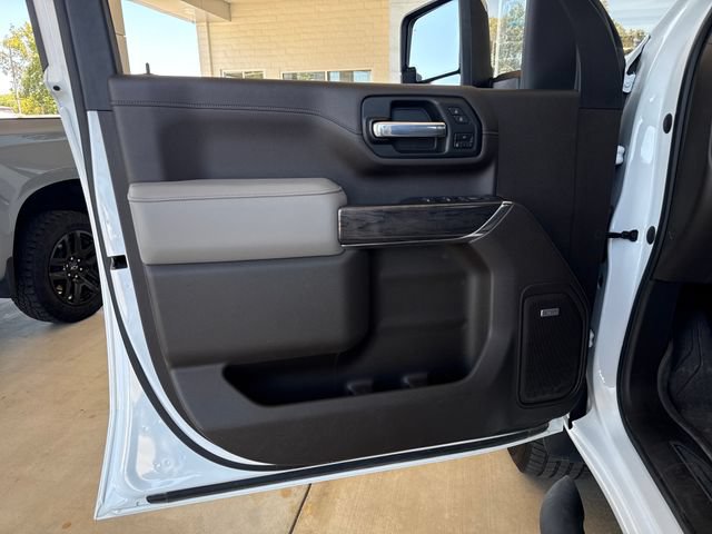 Used 2021 Chevrolet Silverado 2500 LTZ w/ LTZ Premium Package AWD/4WD image 10