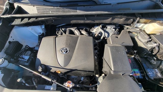 Used 2019 Toyota Highlander Limited AWD image 11