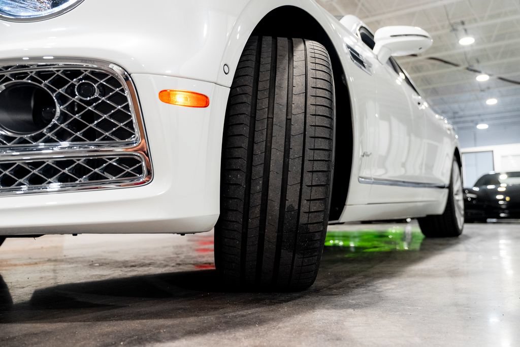 Used 2023 Bentley Flying Spur W12 AWD/4WD image 91