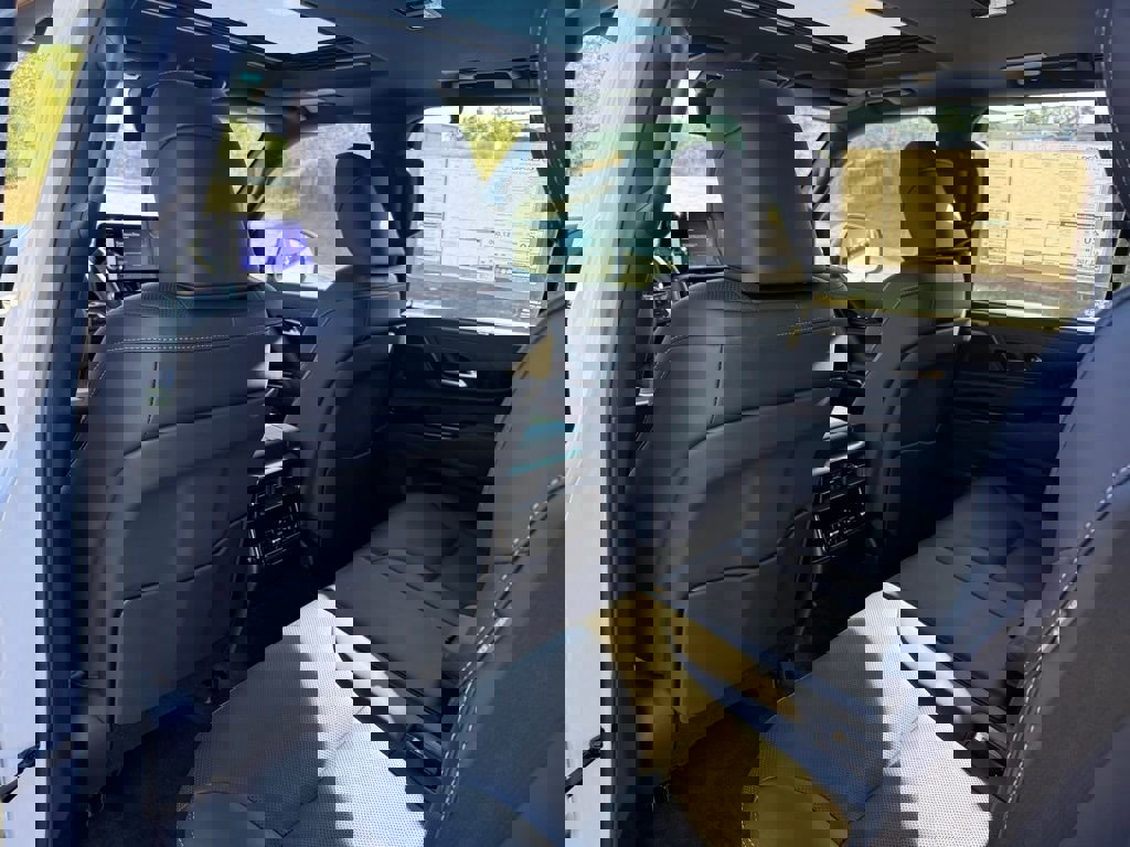 New 2026 Lexus LX 700h Luxury image 22