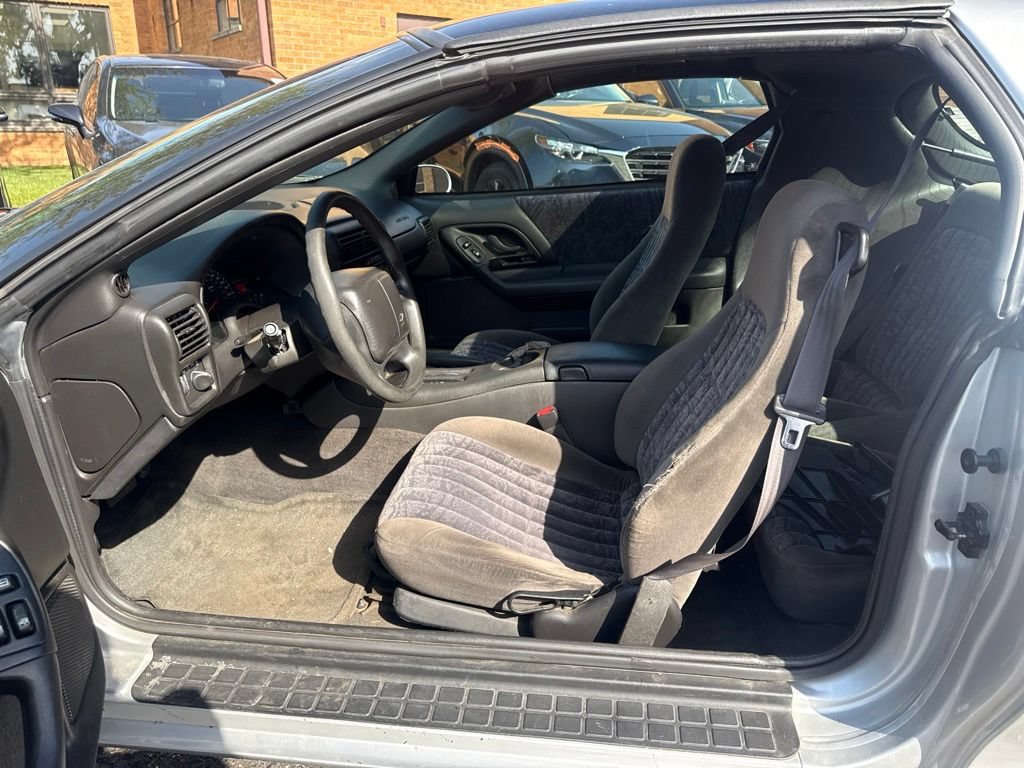 Used 2002 Chevrolet Camaro LT w/ Preferred Equipment Group 1 RWD image 15