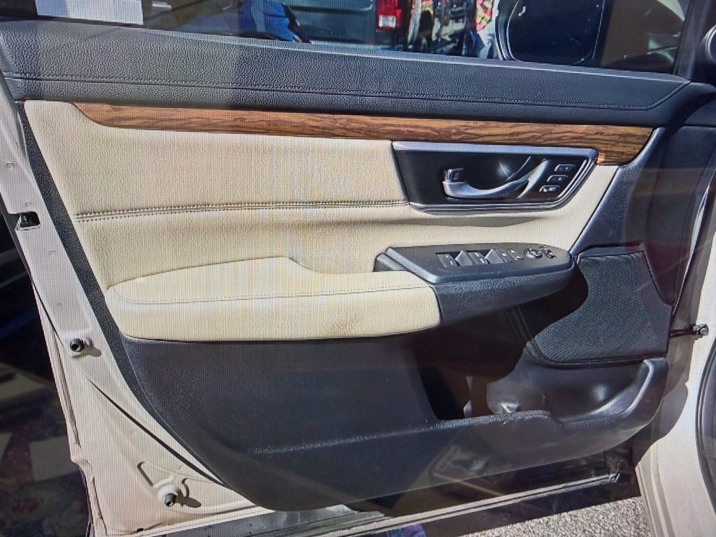 Used 2018 Honda CR-V EX-L image 12
