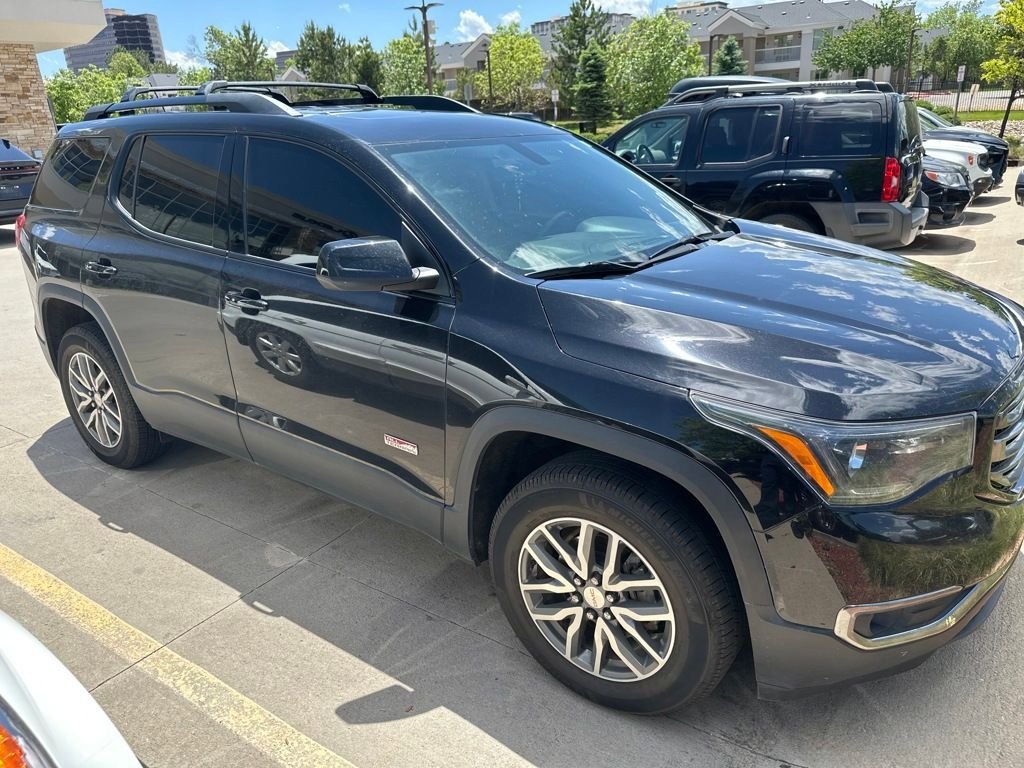 Used 2017 GMC Acadia SLE w/ Driver Alert Package I AWD/4WD image 2