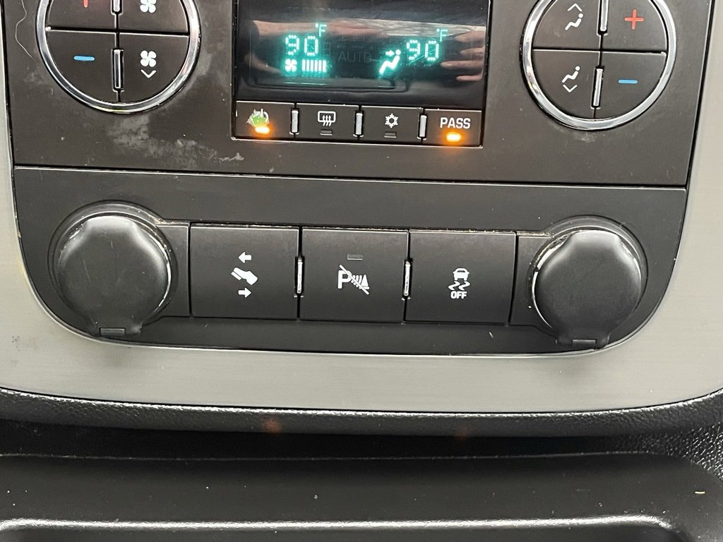 Certified 2013 Chevrolet Silverado 2500 LTZ w/ LTZ Plus Package image 37