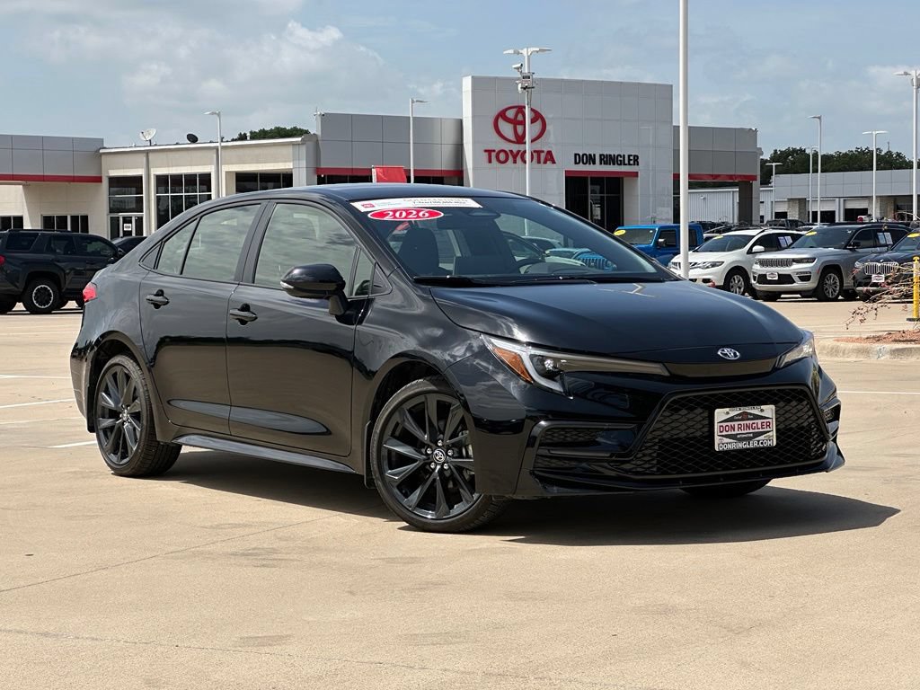 Certified 2026 Toyota Corolla SE w/ SE Premium Package FWD image 1