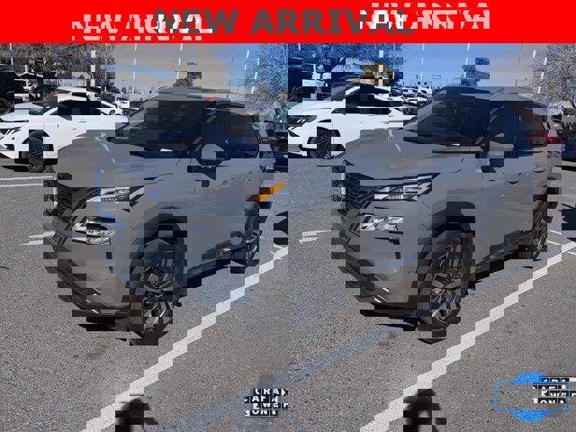 Used 2023 Nissan Rogue SL w/ SL Premium Package image 3