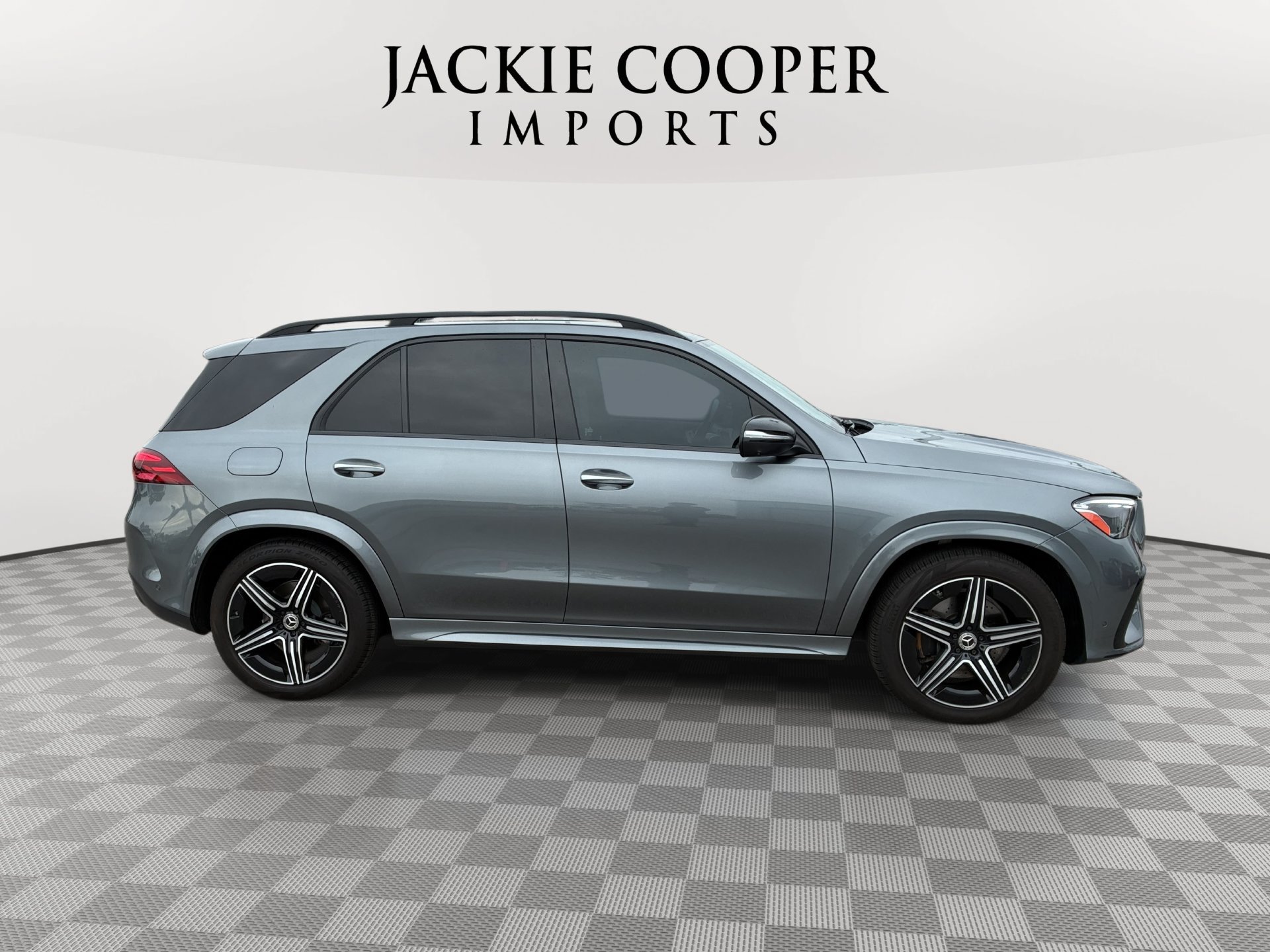 Certified 2025 Mercedes-Benz GLE 580 4MATIC image 4
