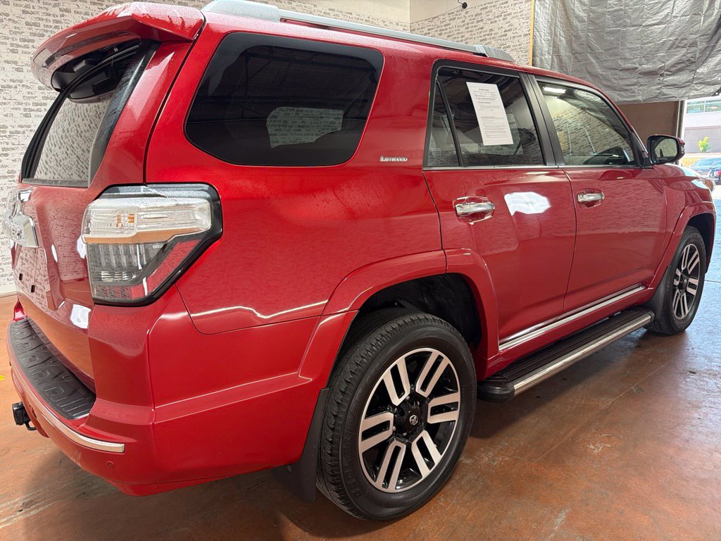 Used 2024 Toyota 4Runner Limited AWD/4WD image 7
