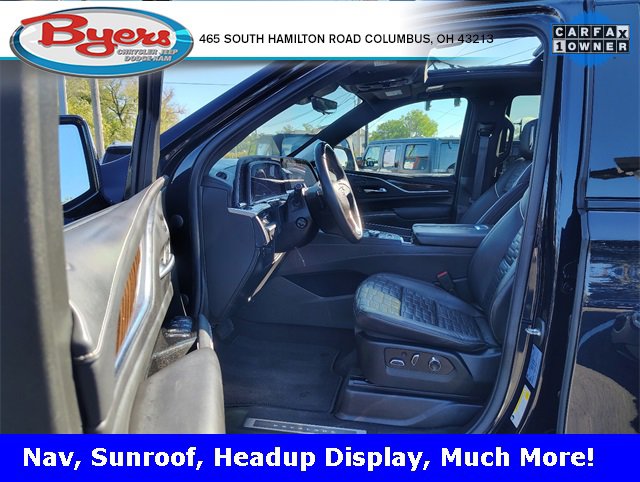 Used 2022 Cadillac Escalade Sport Platinum image 2