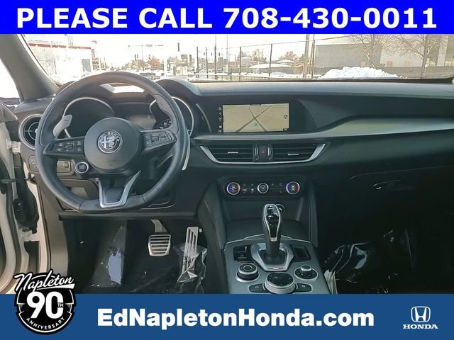 Used 2022 Alfa Romeo Stelvio Veloce image 12