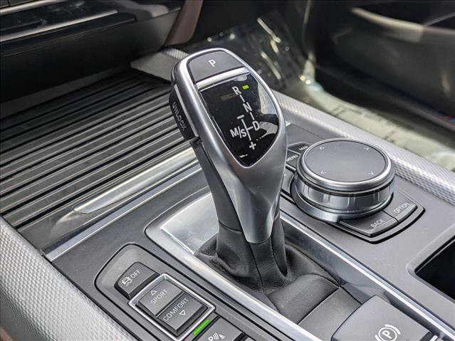 Used 2018 BMW X5 xDrive50i w/ M Sport Package AWD/4WD image 12