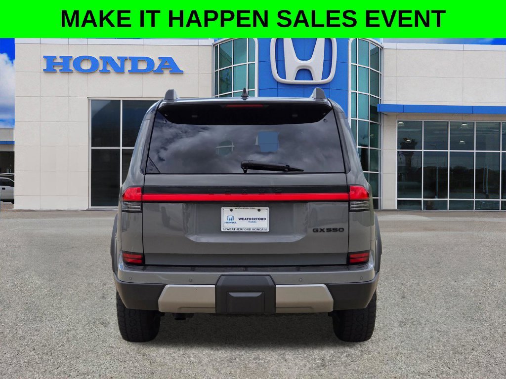 Used 2024 Lexus GX 550 AWD/4WD image 4