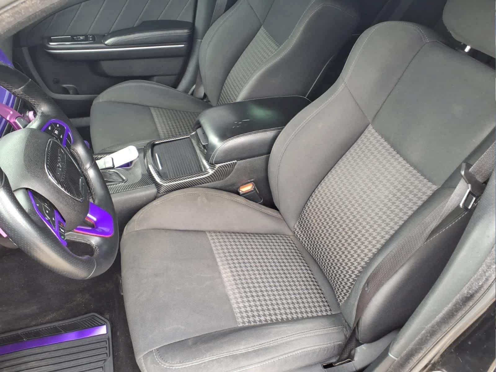 Used 2019 Dodge Charger GT RWD image 12