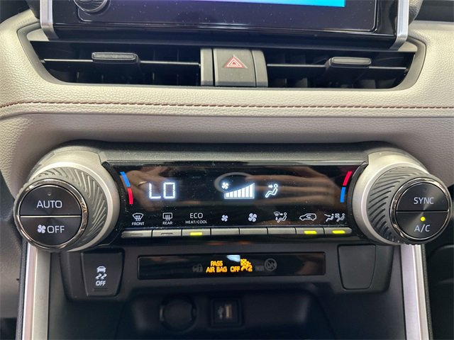 Used 2025 Toyota RAV4 XLE image 19