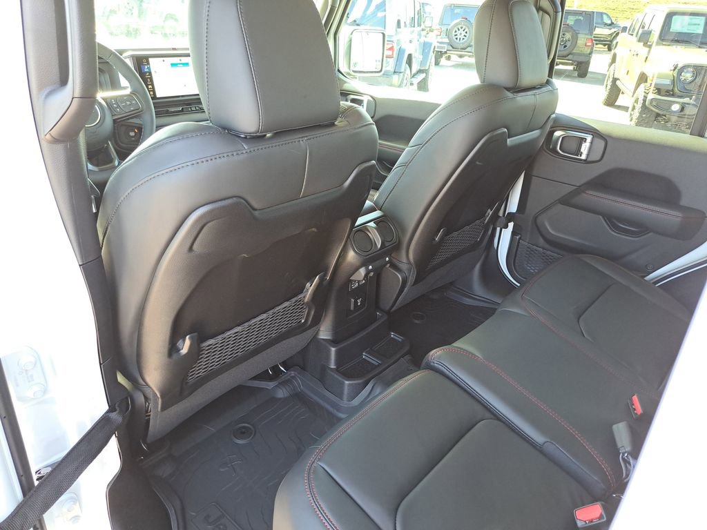 New 2026 Jeep Wrangler Unlimited Rubicon image 18