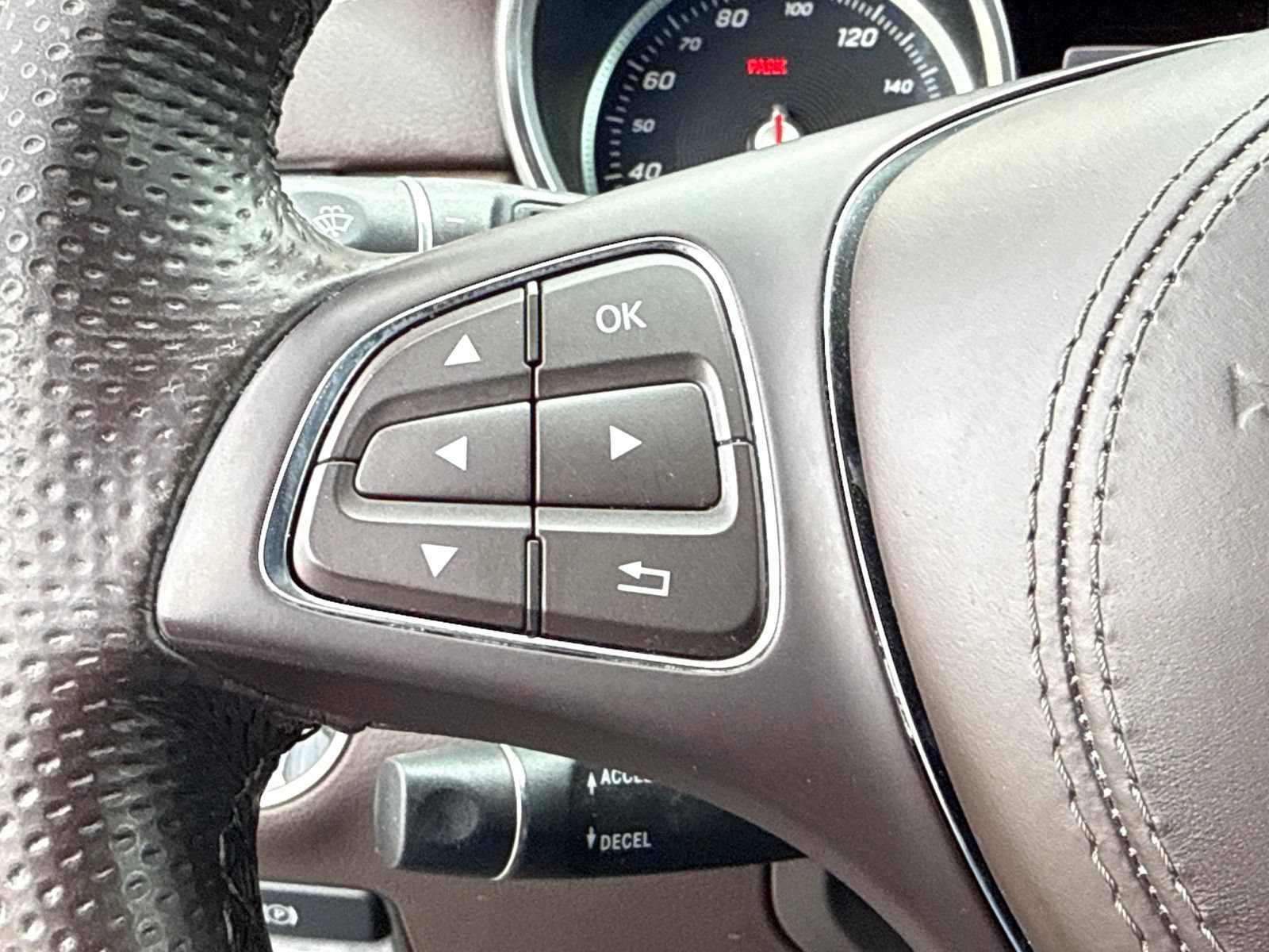 Used 2019 Mercedes-Benz GLS 450 4MATIC image 31
