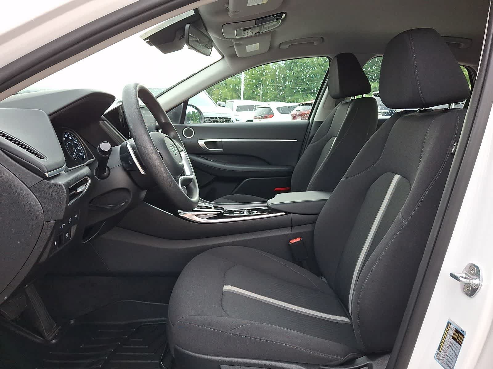 Used 2021 Hyundai Sonata Blue FWD image 15