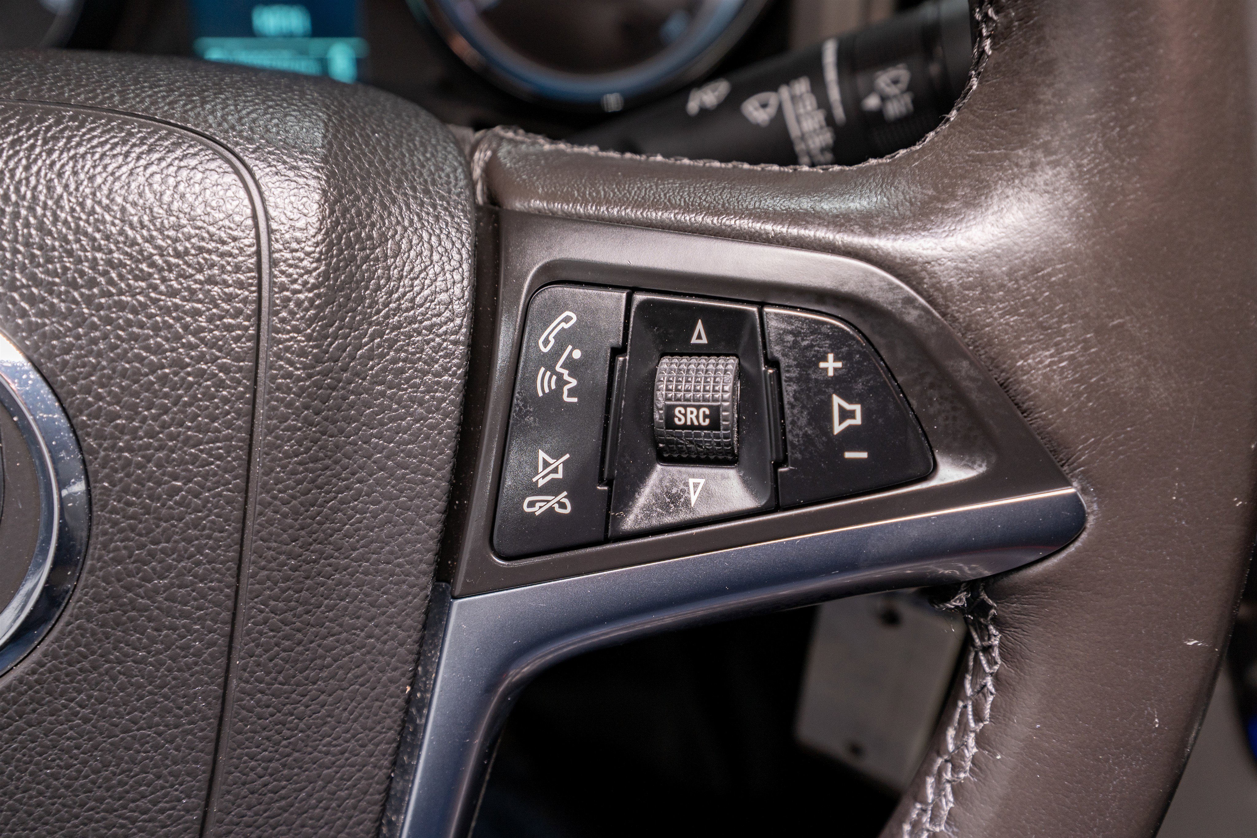 Used 2015 Buick Verano Convenience image 24