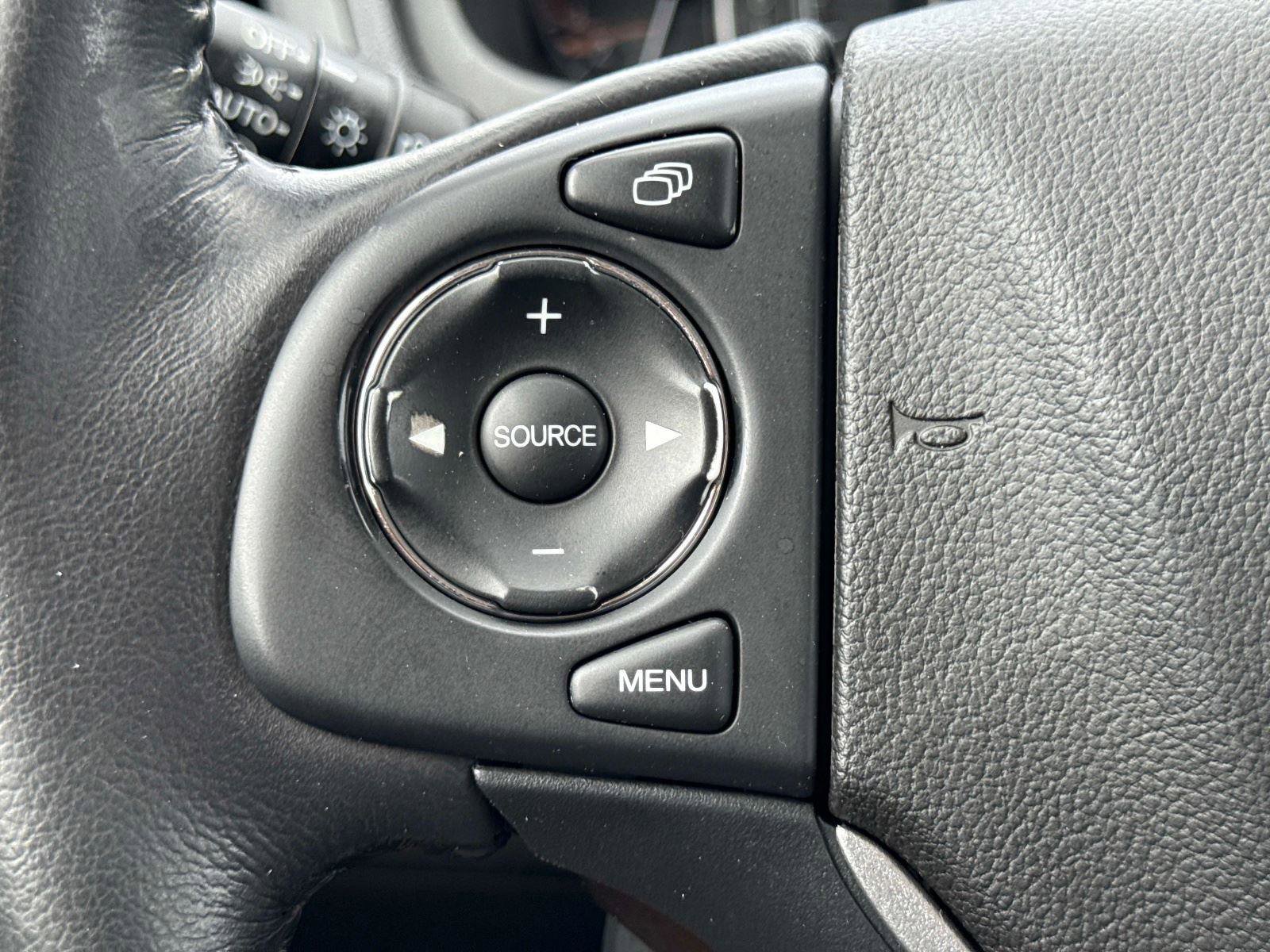 Used 2016 Honda CR-V Touring image 27