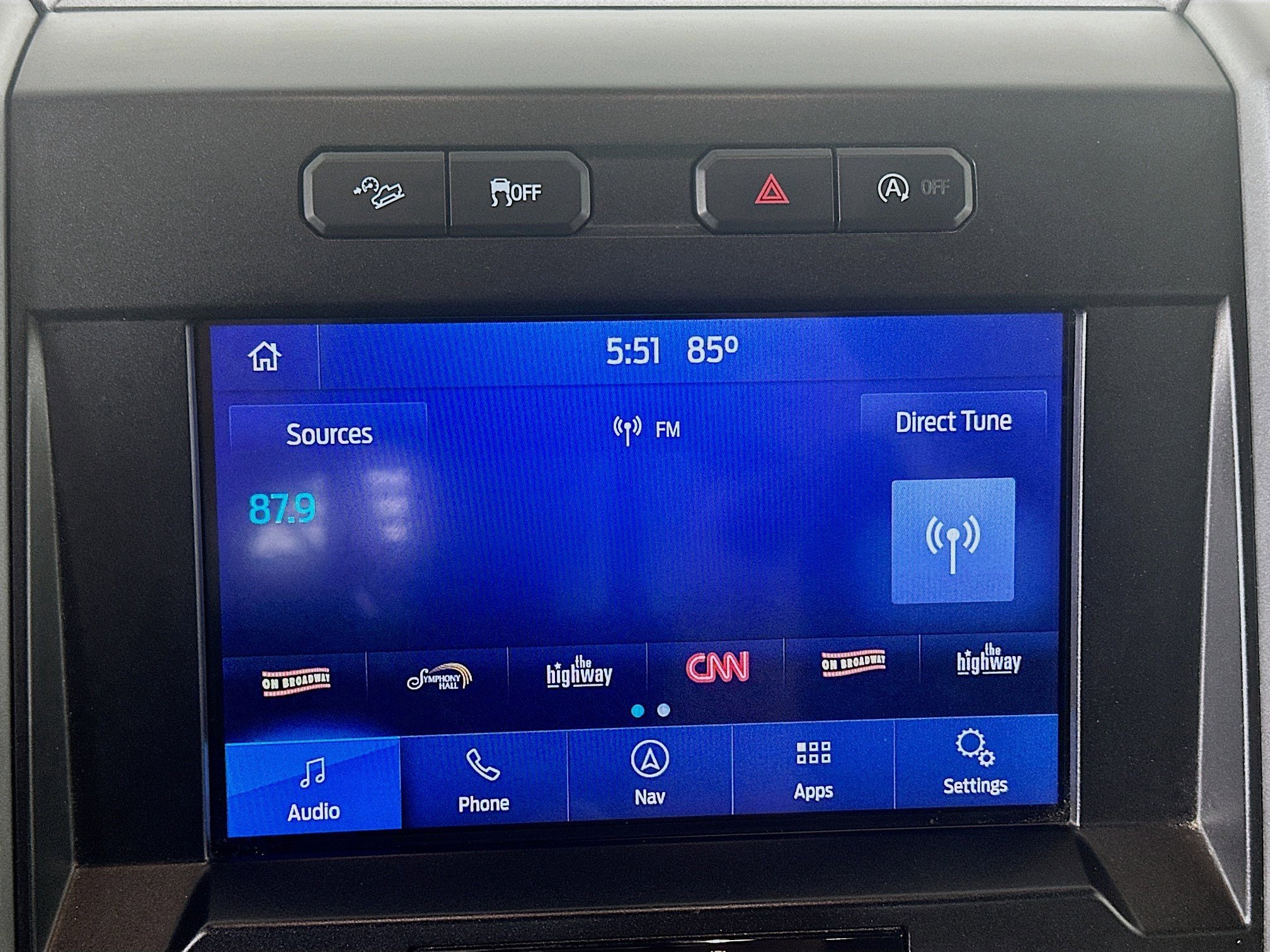 Used 2019 Ford F150 XLT w/ Equipment Group 302A Luxury AWD/4WD image 19