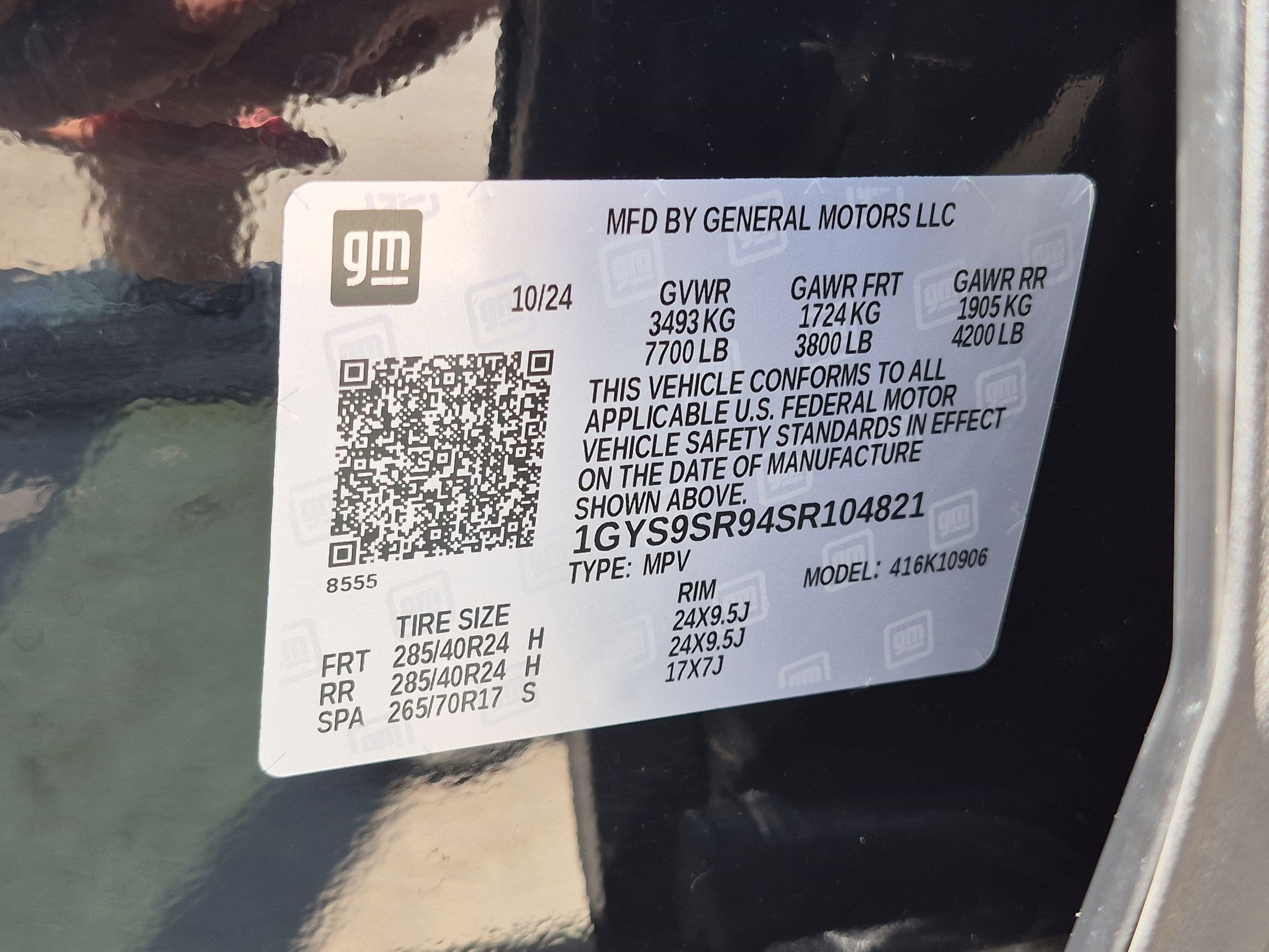 Certified 2025 Cadillac Escalade ESV V AWD/4WD image 51