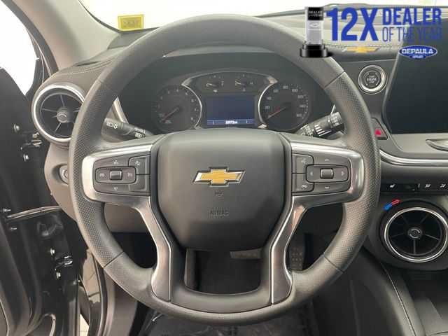 Used 2024 Chevrolet Blazer LT w/ Blazer LT Plus Package AWD/4WD image 11
