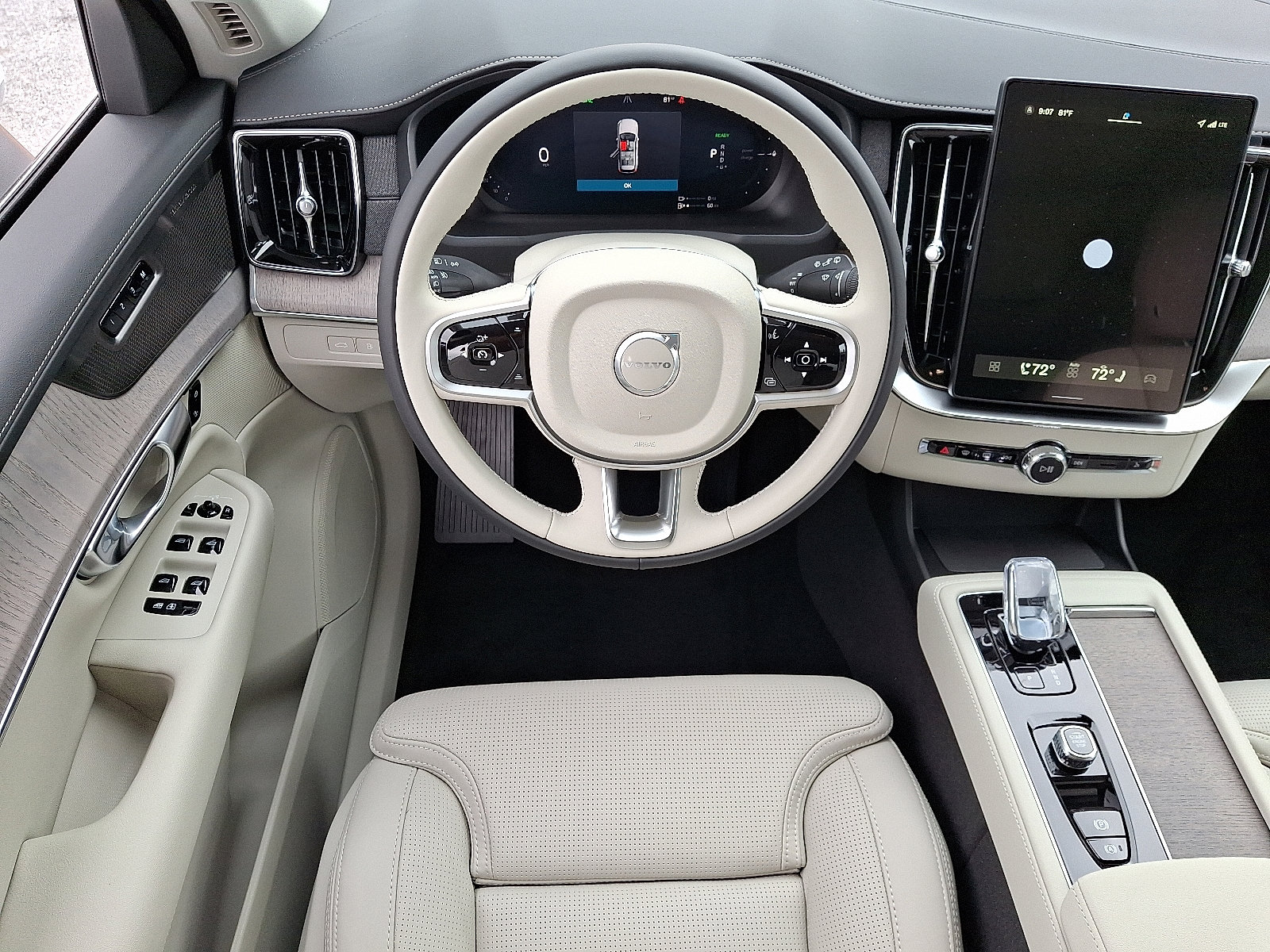 New 2026 Volvo XC90 T8 Ultra image 8