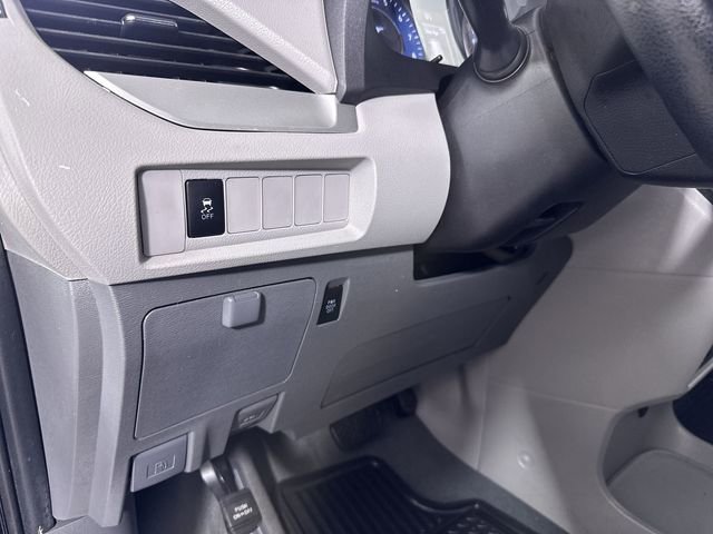 Used 2020 Toyota Sienna LE image 17