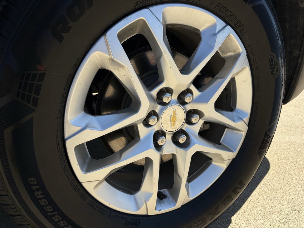 Used 2020 Chevrolet Traverse LT AWD/4WD image 11