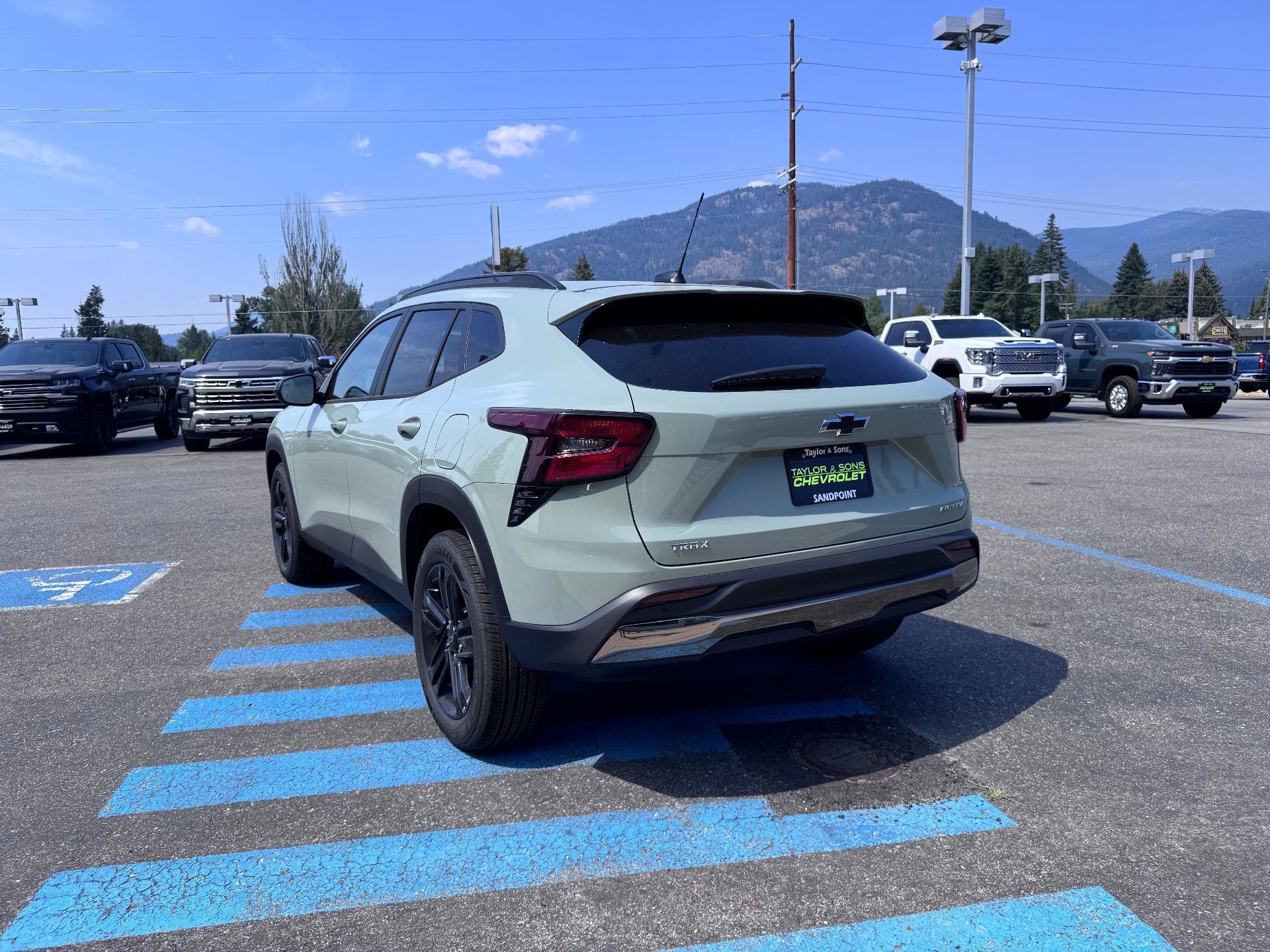New 2026 Chevrolet Trax ACTIV w/ Driver Confidence Package FWD image 5