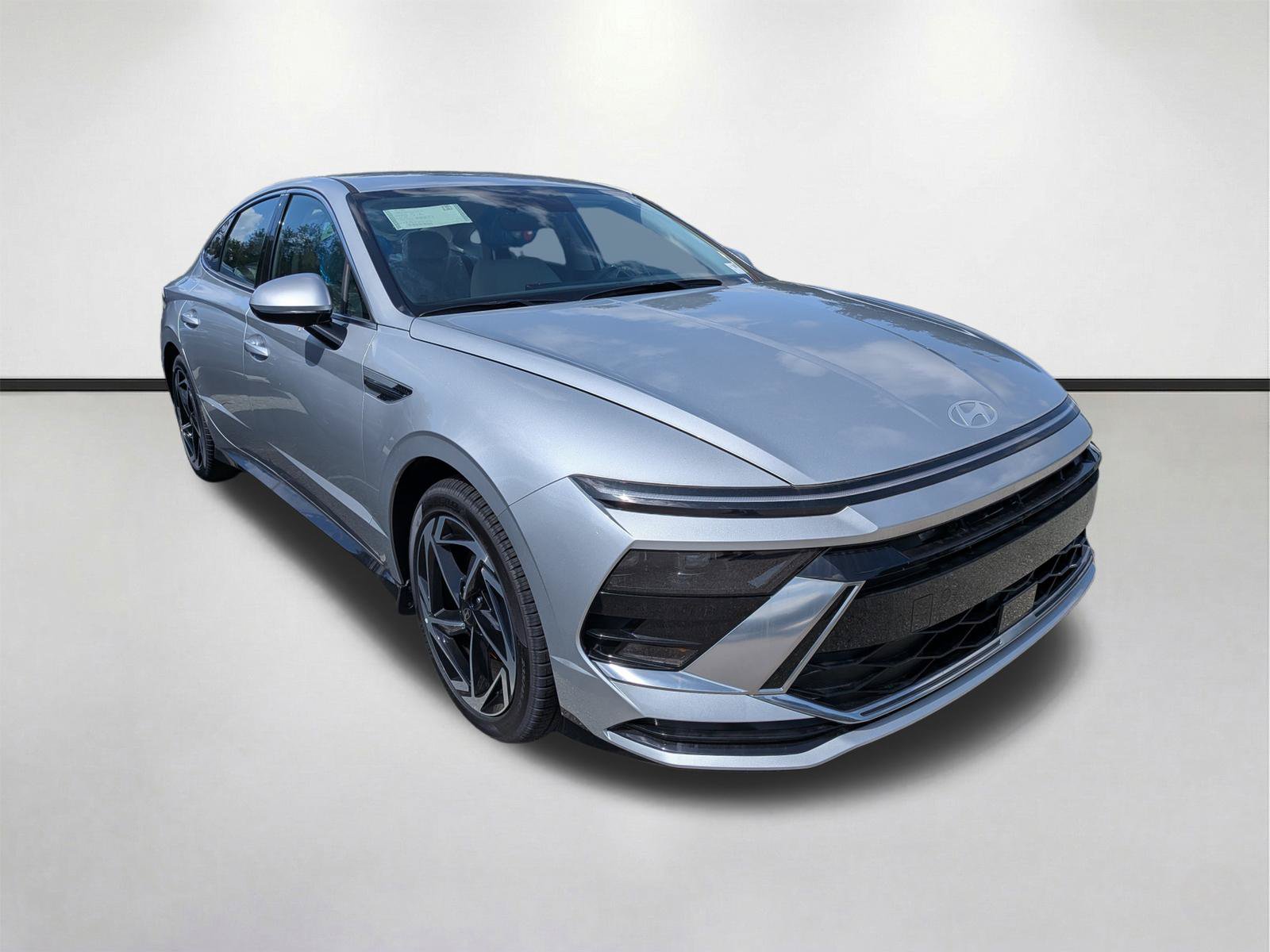 New 2026 Hyundai Sonata SEL FWD image 2