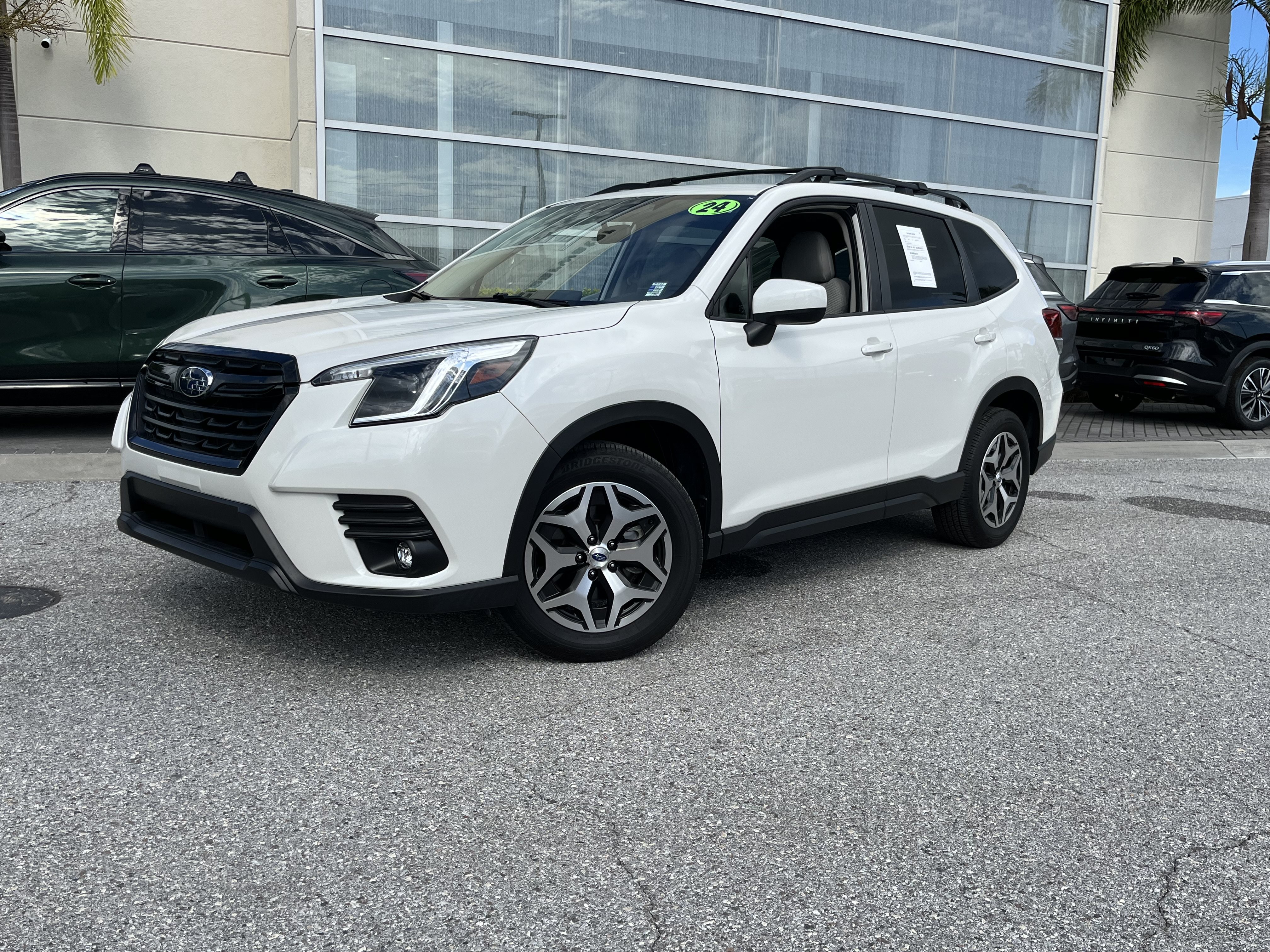 Used 2024 Subaru Forester Premium AWD/4WD image 1
