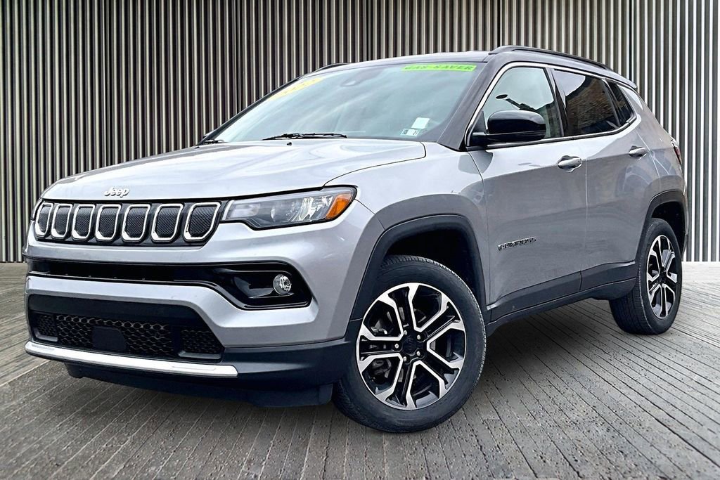 Used 2022 Jeep Compass Limited image 2