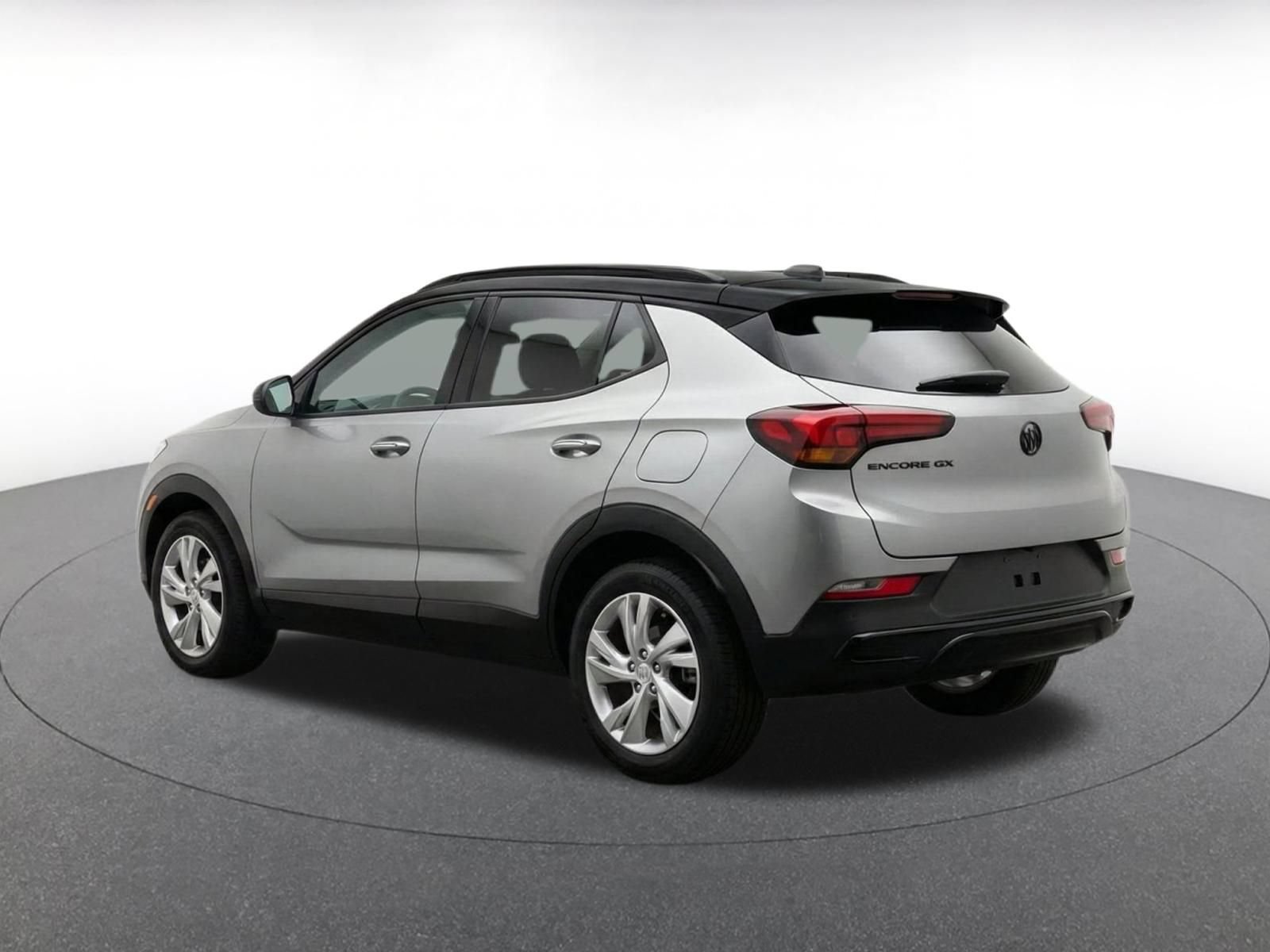 Used 2025 Buick Encore GX Preferred AWD/4WD image 6