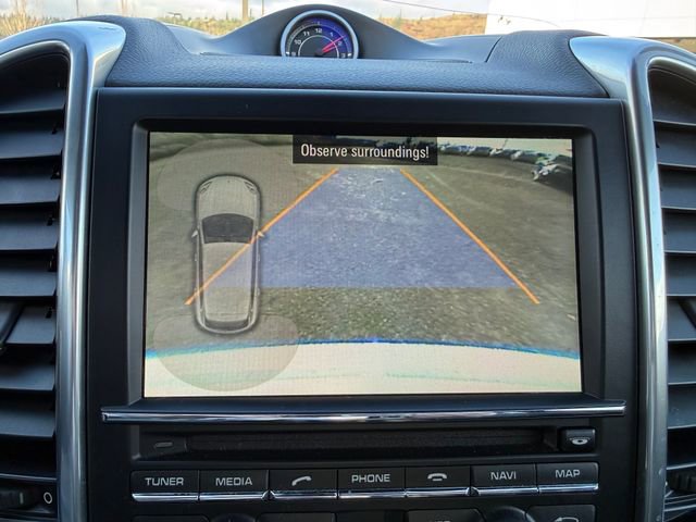 Used 2014 Porsche Cayenne w/ Basic Package image 26