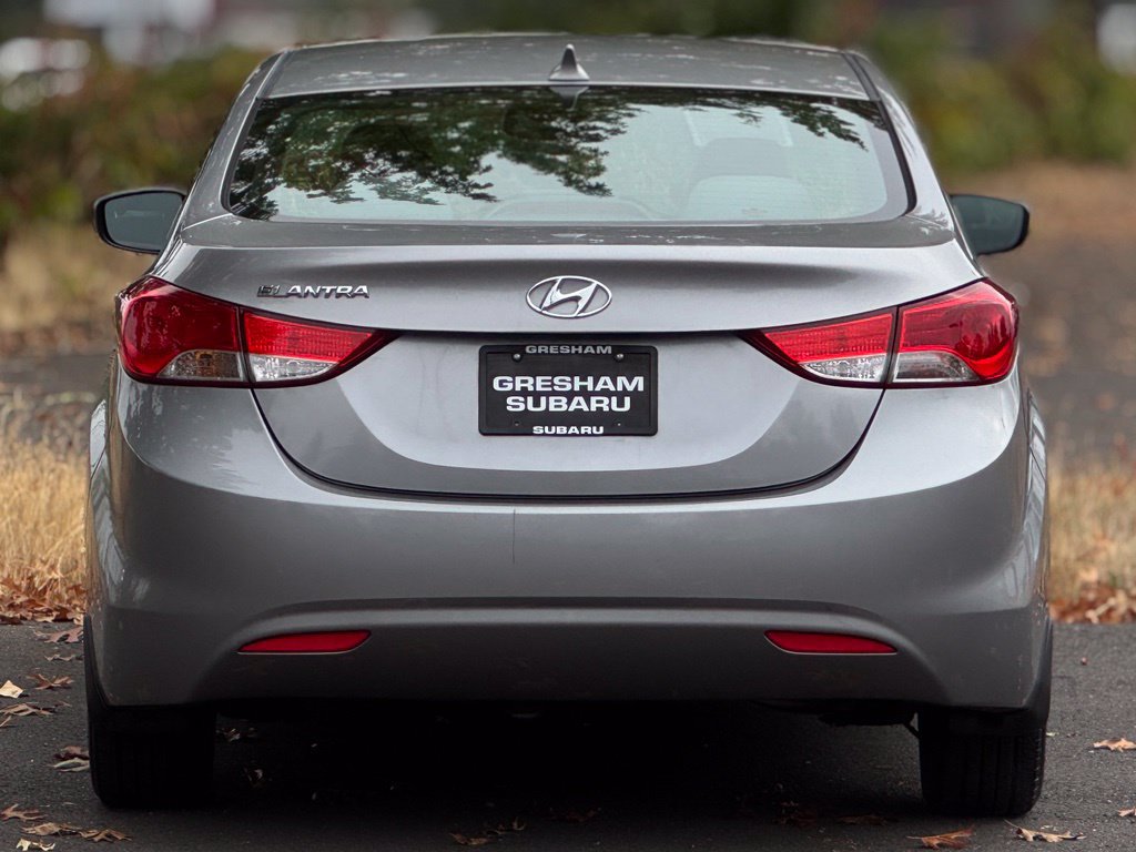 Used 2012 Hyundai Elantra GLS w/ Preferred Pkg 3 FWD image 6