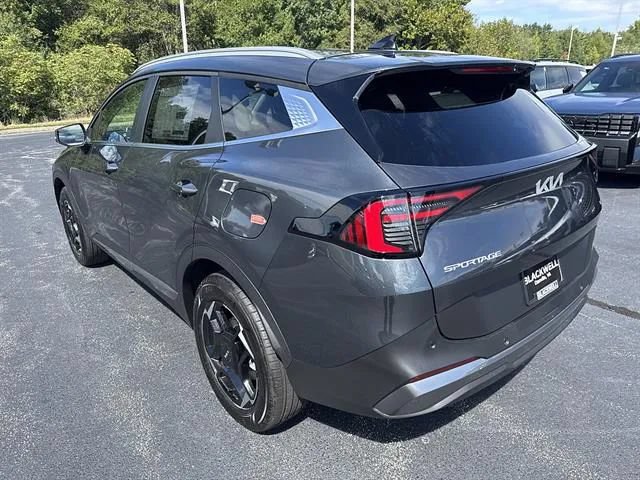 New 2026 Kia Sportage EX AWD/4WD image 4