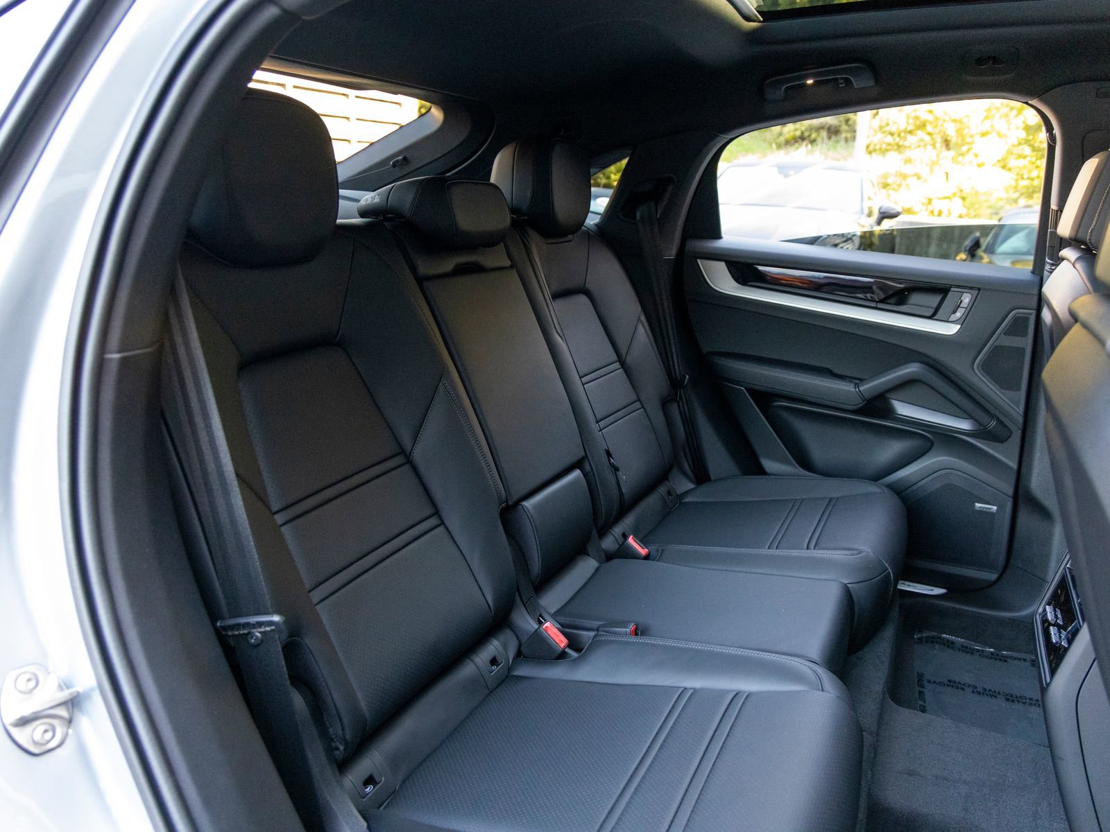 New 2026 Porsche Cayenne Coupe image 49